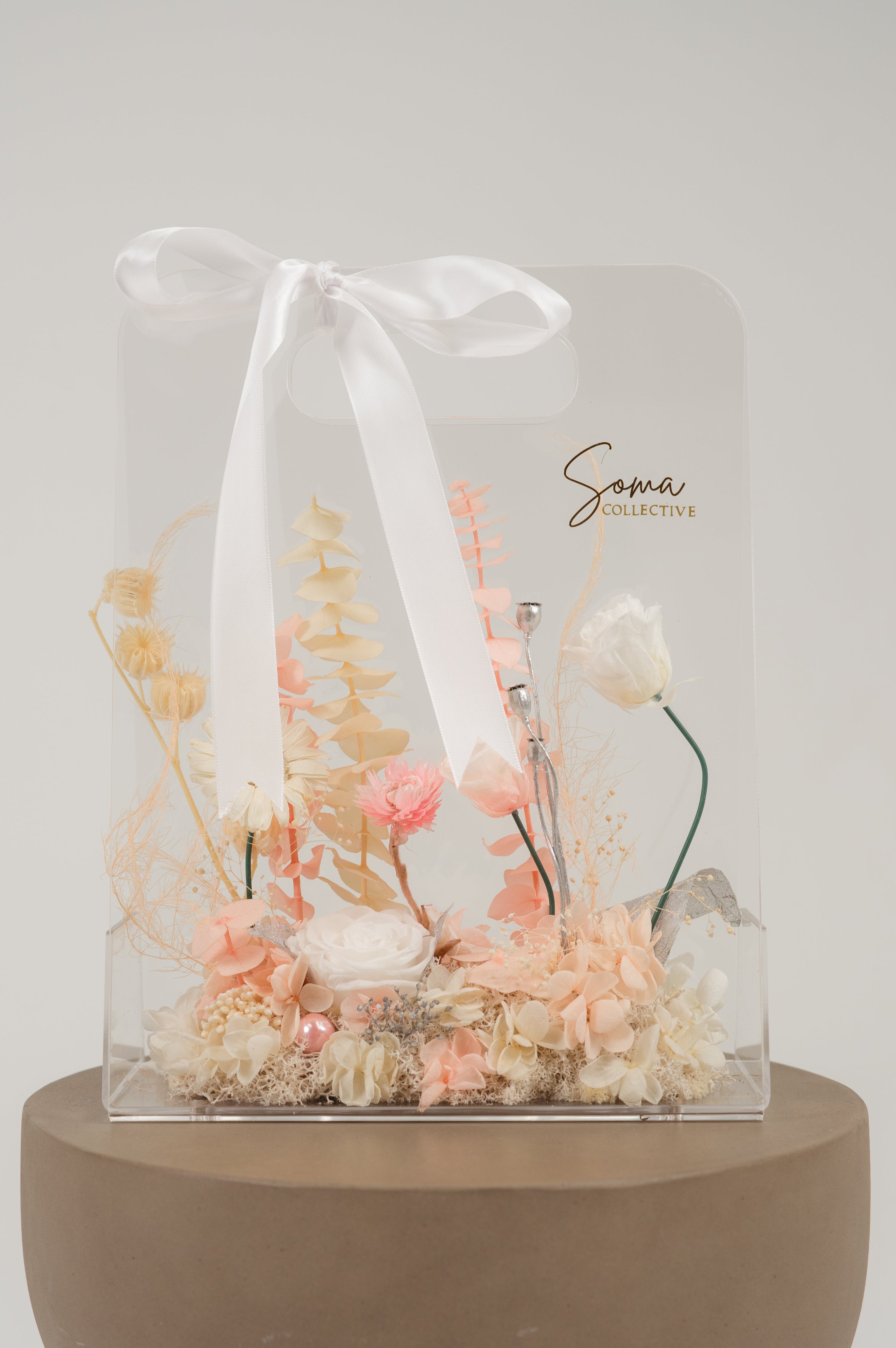 Acrylic Handheld Florals - Pink & White