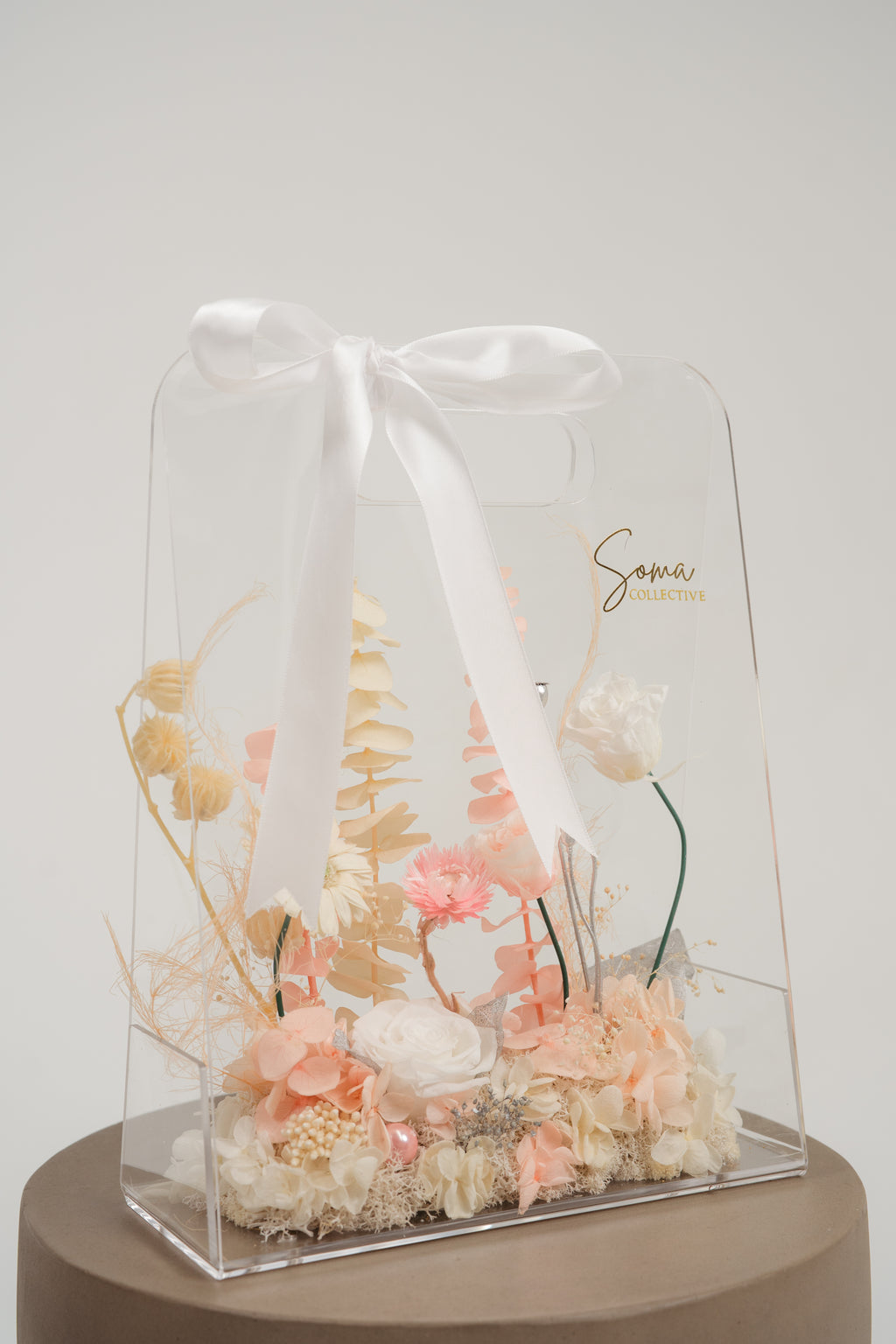 Acrylic Handheld Florals - Pink & White