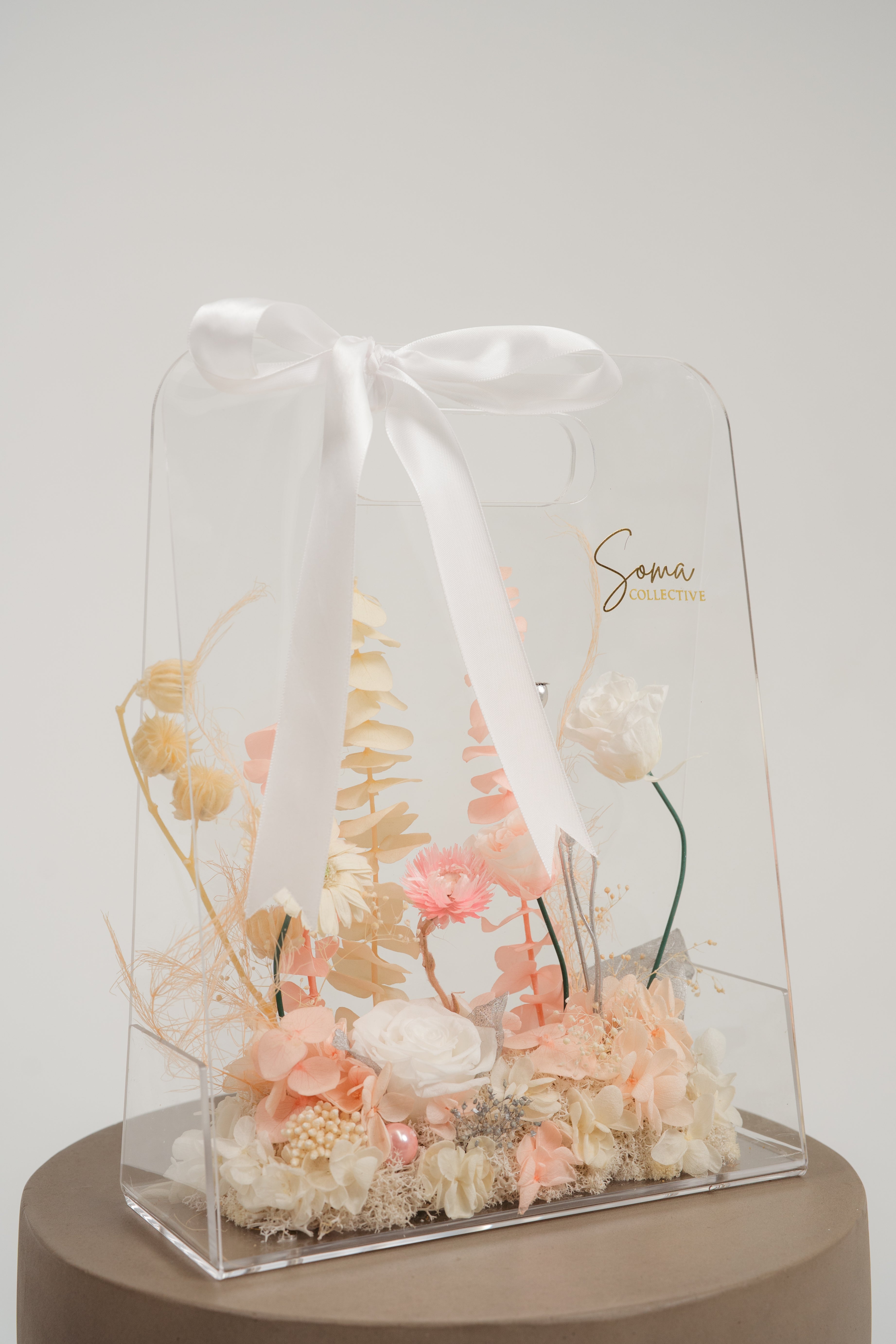 Acrylic Handheld Florals - Pink & White