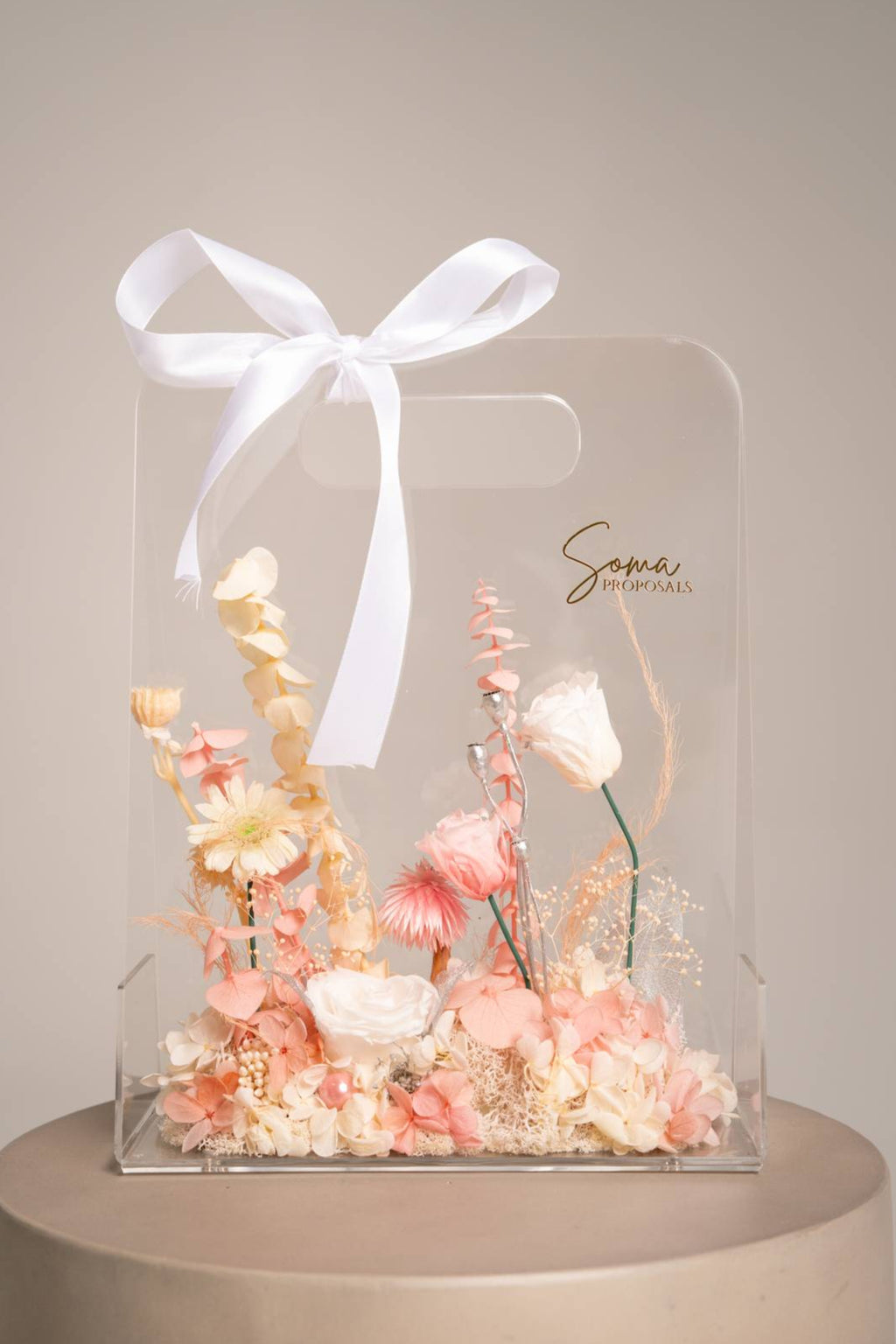 Acrylic Handheld Florals - Pink & White